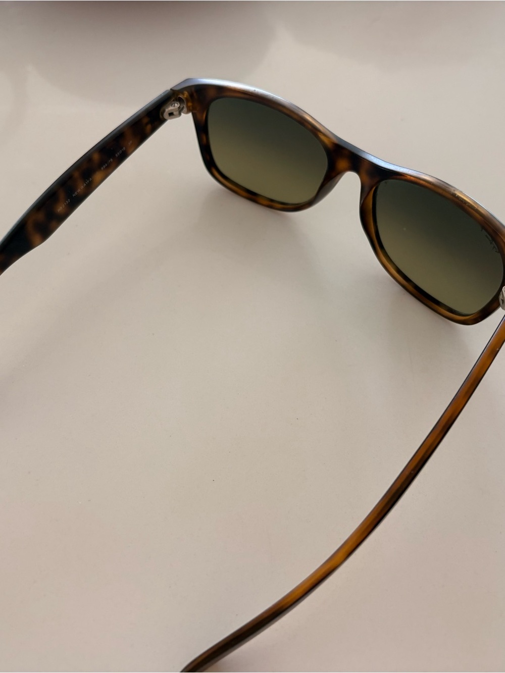Ray-Ban New Wayfarer Tortoiseshell Sunglasses with Brown Lenses - Picture 2 of 5